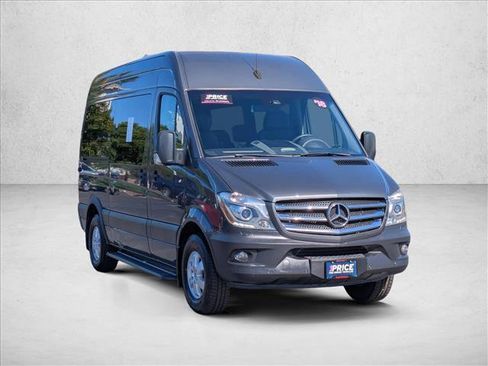 Used 2018 Mercedes-Benz Sprinter 2500 image 3