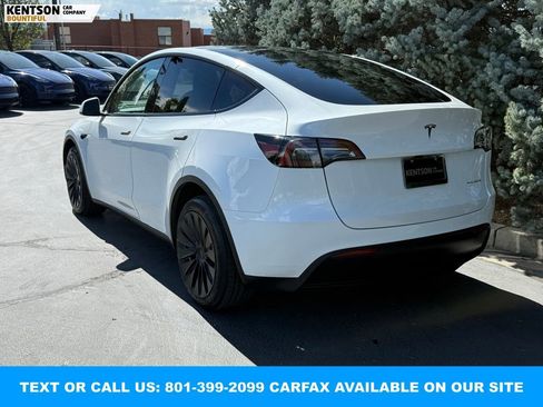 Used 2024 Tesla Model Y Long Range AWD/4WD image 5