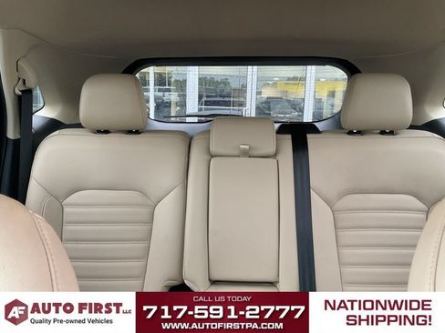 Used 2020 Ford Edge SEL AWD/4WD image 19