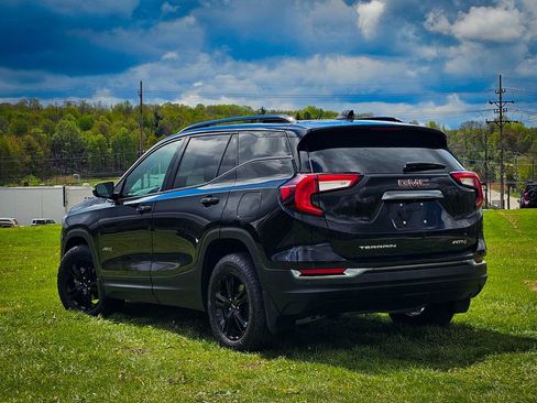 Certified 2022 GMC Terrain AT4 w/ Tech Package AWD/4WD image 5