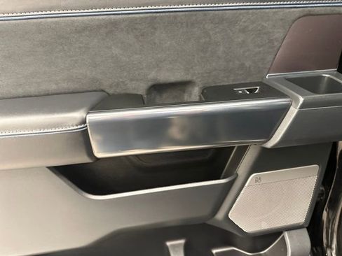 Certified 2025 Ford F150 Platinum w/ FX4 Off-Road Package AWD/4WD image 26