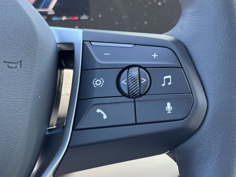 Used 2026 BMW X1 xDrive28i w/ Technology Package image 22