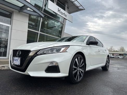Used 2021 Nissan Altima 2.5 SR w/ SR Premium Package AWD/4WD image 5