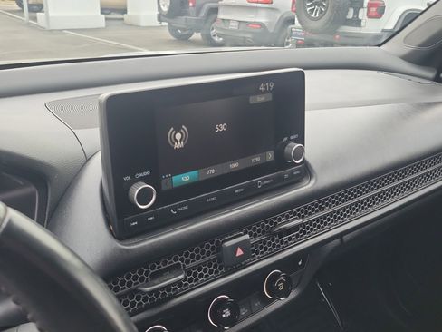 Used 2024 Honda HR-V Sport image 13