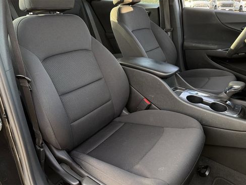 Used 2021 Chevrolet Malibu LS image 23