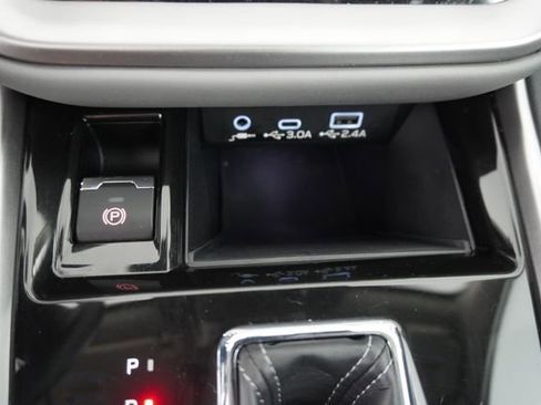 Certified 2025 Subaru Outback Premium image 29