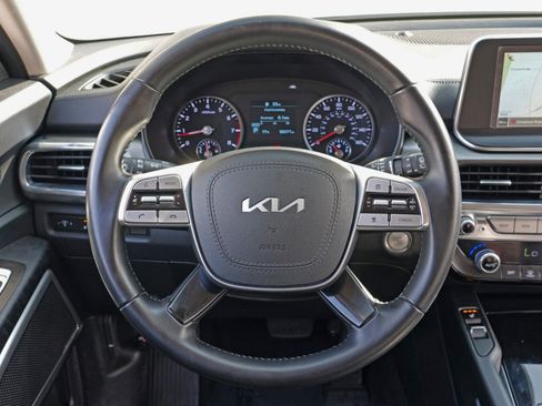 Used 2022 Kia Telluride S AWD/4WD image 18