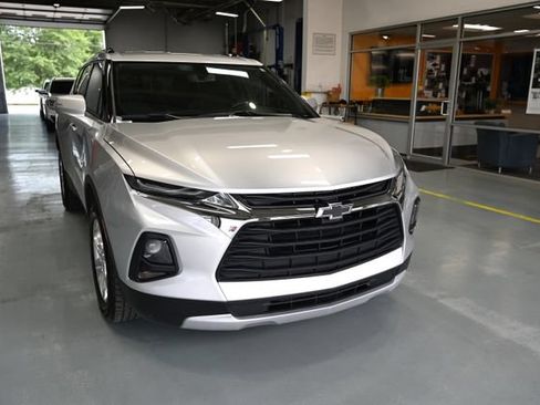 Used 2019 Chevrolet Blazer LT AWD/4WD image 3