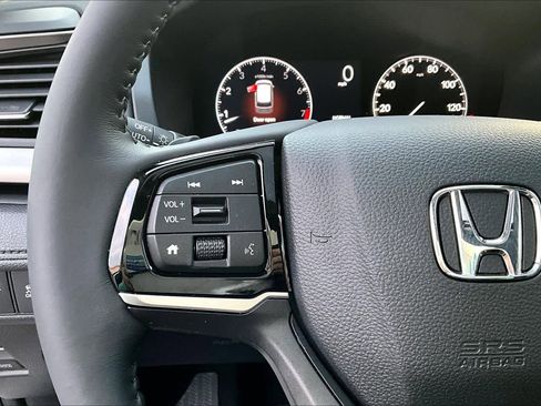 Certified 2026 Honda Odyssey EX-L image 57