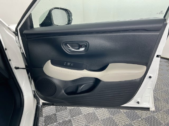 Used 2024 Honda HR-V LX image 29