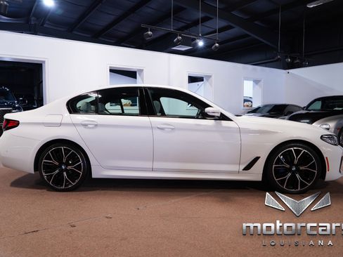 Used 2022 BMW 540i w/ M Sport Package image 8