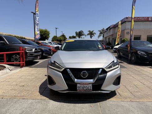 Used 2021 Nissan Maxima 3.5 SV w/ Floor Mat Group FWD image 3