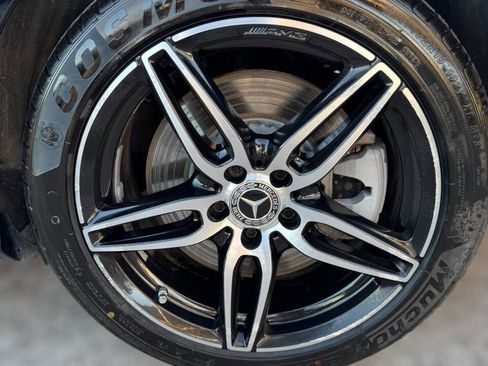 Used 2018 Mercedes-Benz E 400 Coupe w/ Premium 1 Package image 38