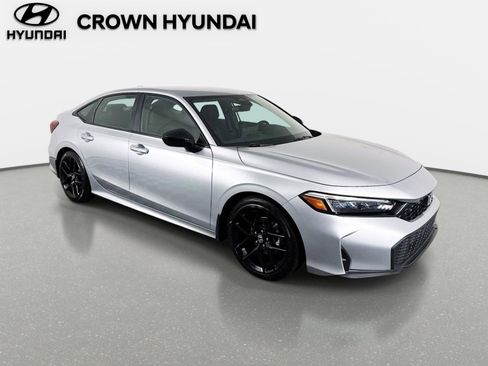 Used 2025 Honda Civic Sport image 4