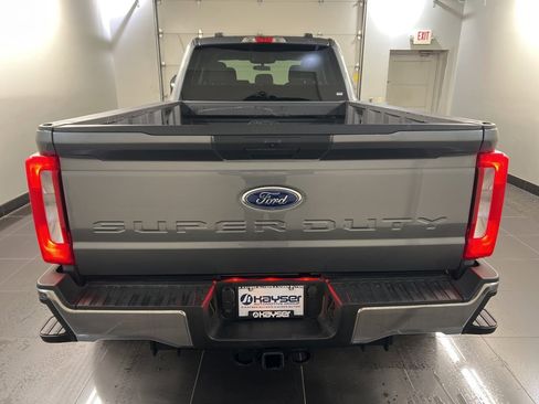 Used 2024 Ford F350 XLT image 5