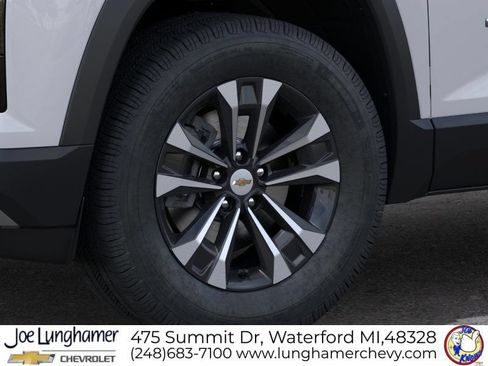 New 2027 Chevrolet Equinox LT w/ LPO, Floor Liner Package AWD/4WD image 9
