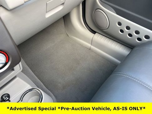 Used 2006 Chrysler PT Cruiser GT image 46