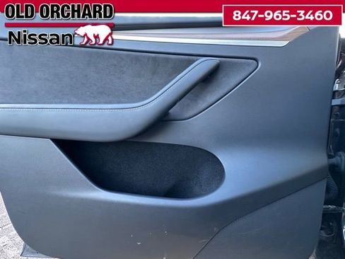 Used 2022 Tesla Model Y Performance image 9