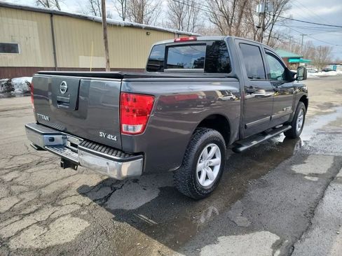 Used 2012 Nissan Titan SV w/ SV Premium Utility Pkg AWD/4WD image 5