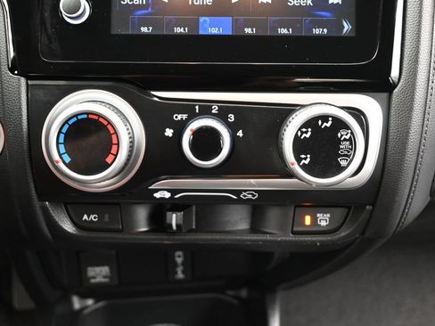 Used 2020 Honda Fit EX image 17