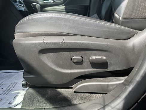 Used 2018 Buick Encore Preferred FWD image 18