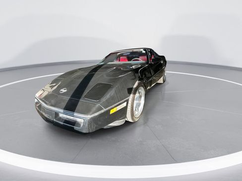 Used 1988 Chevrolet Corvette Coupe image 4
