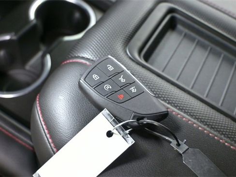 Certified 2022 Chevrolet Suburban RST w/ Sport Performance Package image 30