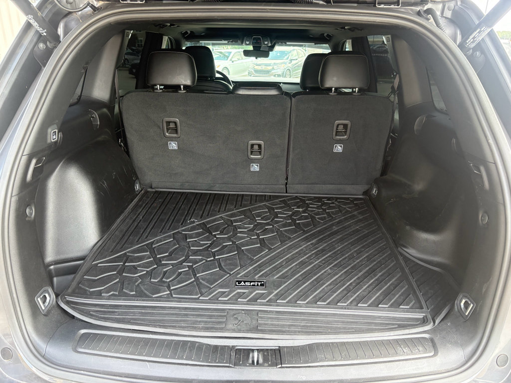 Used 2025 Jeep Grand Cherokee Altitude RWD image 29