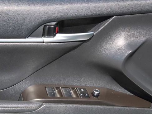 Used 2024 Toyota Camry XSE w/ Navigation Package image 13