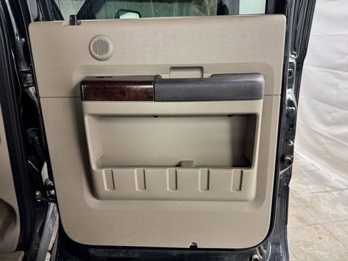 Used 2008 Ford F350 Lariat image 14