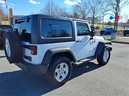 Used 2017 Jeep Wrangler Sport w/ Quick Order Package 24S image 4