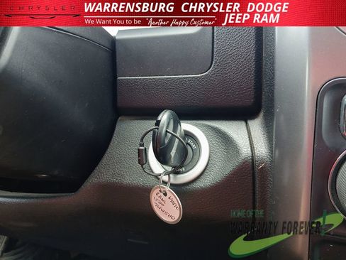 Used 2024 RAM 1500 Warlock AWD/4WD image 27