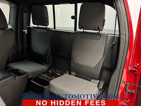 Used 2016 Toyota Tacoma TRD Sport image 16