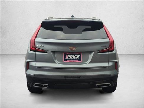 Used 2024 Cadillac XT4 Premium Luxury image 7