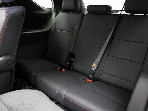 Certified 2024 Chevrolet Traverse RS w/ LPO, Floor Liner Package image 12