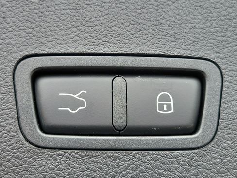Used 2024 Alfa Romeo Tonale Ti AWD/4WD image 8