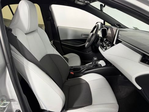 Used 2024 Toyota Corolla XSE image 32