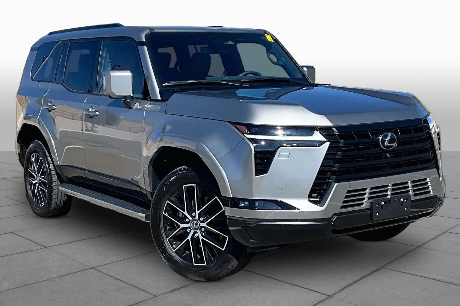 Certified 2026 Lexus GX 550 w/ Cold Area Package AWD/4WD image 3