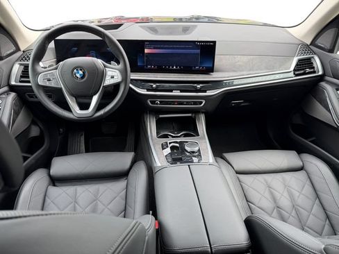 Certified 2026 BMW X7 xDrive40i AWD/4WD image 16