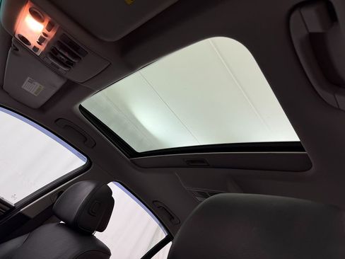 Used 2008 BMW 528xi Sedan image 8