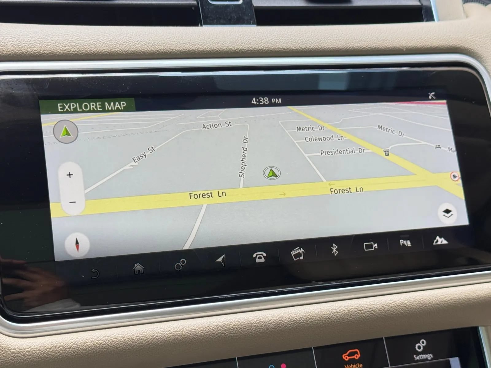 Used 2018 Land Rover Range Rover Sport HSE AWD/4WD image 32