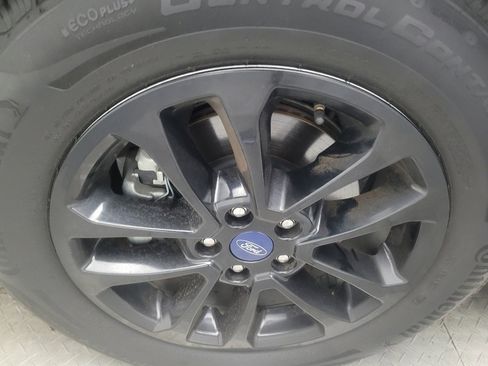 Used 2021 Ford Escape SE w/ Cold Weather Package FWD image 31