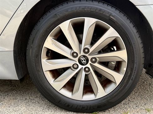 Used 2017 Hyundai Sonata Sport FWD image 33