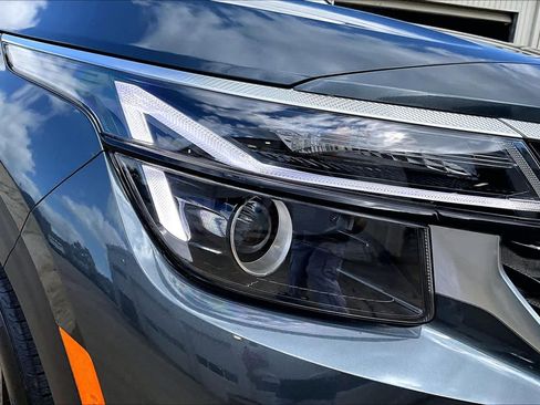 Certified 2026 Kia Seltos EX w/ EX Sunroof Package image 52