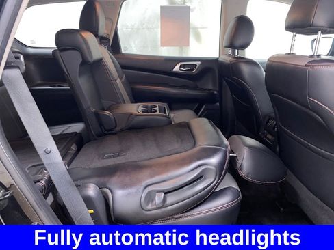Used 2020 Nissan Pathfinder SL image 20
