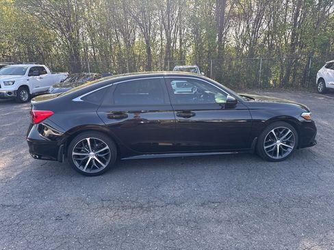 Used 2024 Honda Civic Touring image 8