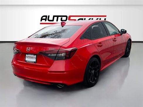 Used 2025 Honda Civic Sport image 7