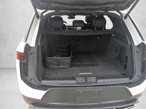 Used 2024 Land Rover Range Rover Sport SE AWD/4WD image 7
