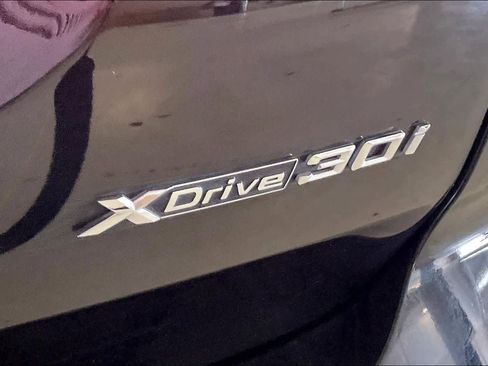 Certified 2024 BMW X3 xDrive30i w/ Premium Package AWD/4WD image 9