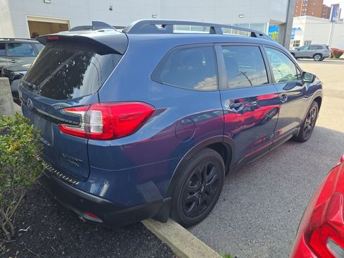 Used 2023 Subaru Ascent Onyx Edition AWD/4WD image 4